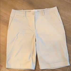 Women’s Talbots Tan Shorts, Size 8